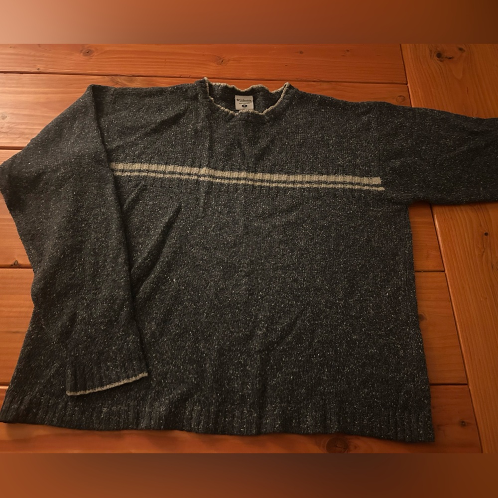 Blue Columbia sweater men’s